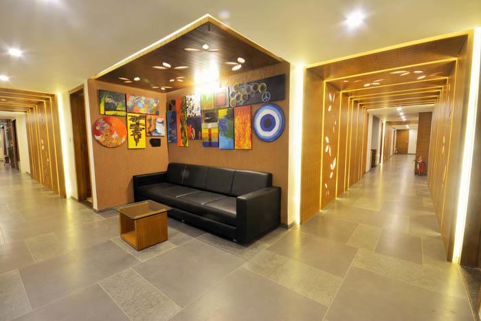 7 Wonders Hotel Gandhinagar Eksteriør billede