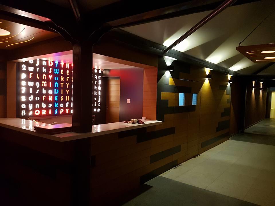 7 Wonders Hotel Gandhinagar Eksteriør billede